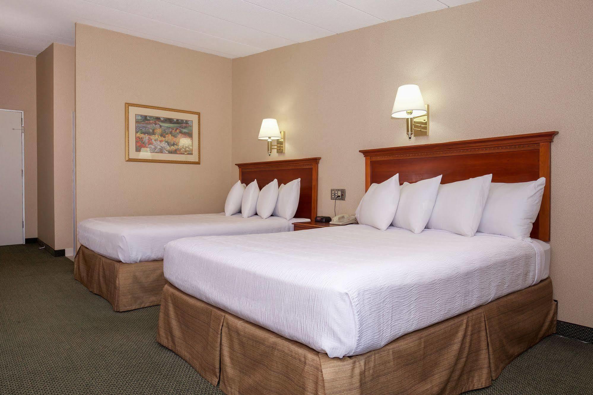 White River Inn & Suites White River Junction Ngoại thất bức ảnh